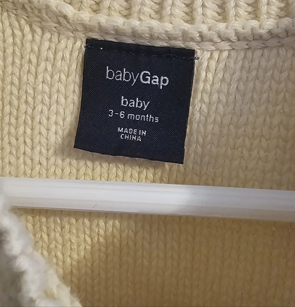 Baby Gap Cable Knit Pullover Sweater Size 3-6mos Old - Picture 3 of 7